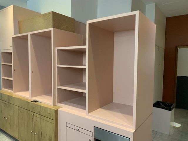 Hôtel Ibis armoire de rangement après